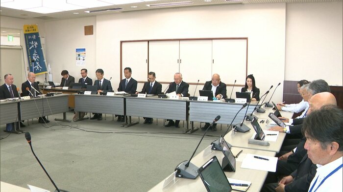 市議会全員協議会