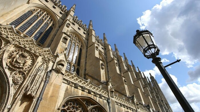 ケンブリッジ大学の学生でも4つのステップが回らないことも…（画像：イメージ）