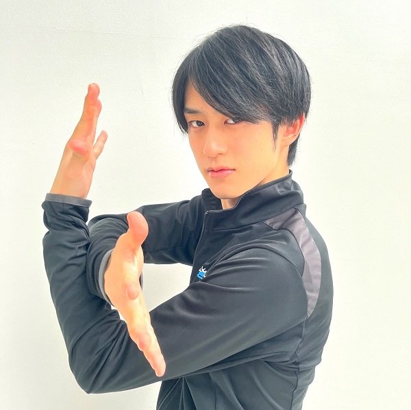 山本草太
