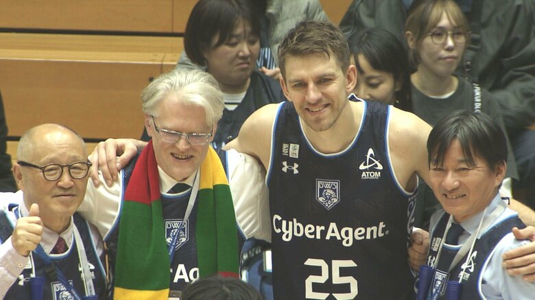 “命のビザ”で結ばれた敦賀とリトアニア　プロバスケ「福井ブローウィンズ」試合に駐日特命全権大使が来場　リトアニア出身選手も躍動｜FNNプライムオンライン