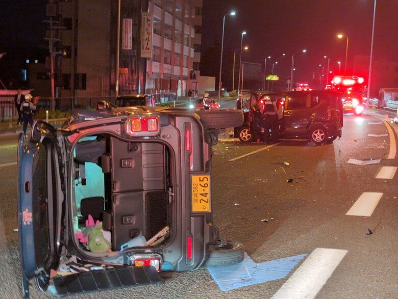【速報】仙台市内の国道で車４台が関係する事故　「２台が横転」と１１９番通報　男女２人がけが｜FNNプライムオンライン