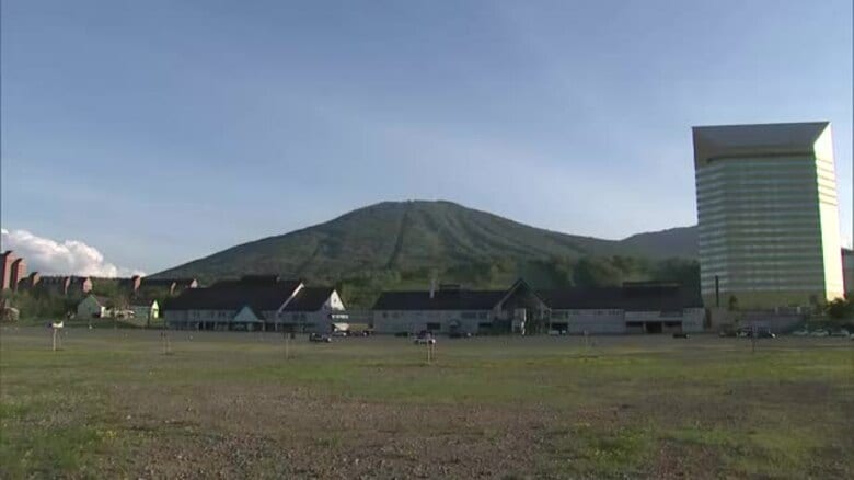パラグライダーが墜落　秋田・鹿角市の71歳男性が死亡　岩手・八幡平市安比高原｜FNNプライムオンライン