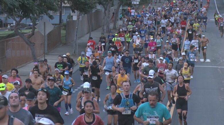 2万8千人以上がエントリーしたホノルルマラソン第50回記念大会(2022年12月)