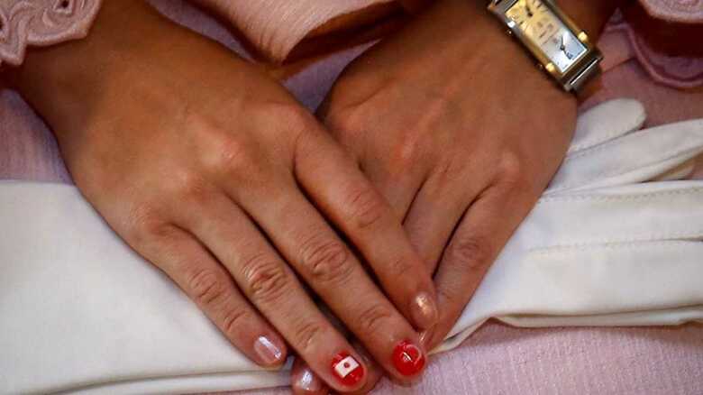 話題になった彬子さまの手元　　　：トルコメディアより