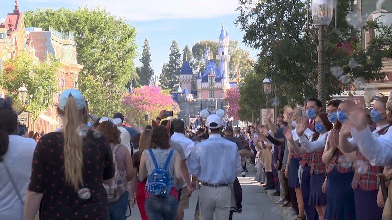 米 カリフォルニア州 ディズニーランドが営業再開 Fnnプライムオンライン Goo ニュース