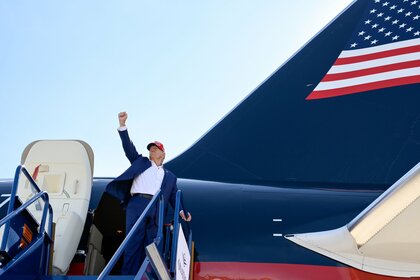 ケネディ暗殺の未公開文書に続き･･･トランプ前大統領が新たなUFO動画公開を約束 少女への性的搾取と怪死「エプスタイン事件」顧客リストの調査・公表も示唆