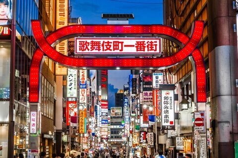 「ちゃんと払うからもうやめて」女性客暴行の歌舞伎町ホストクラブ「KINGDOM」に営業停止命令…売掛金回収目的で顔面殴りケガさせ逮捕者が