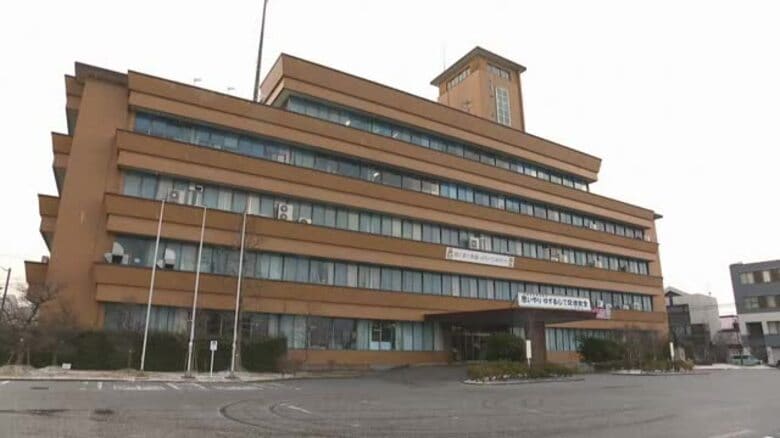 食事していた飲食店の市税情報を他の客前で口外　守秘義務違反で公務員を懲戒処分停職1カ月　富山・小矢部｜FNNプライムオンライン