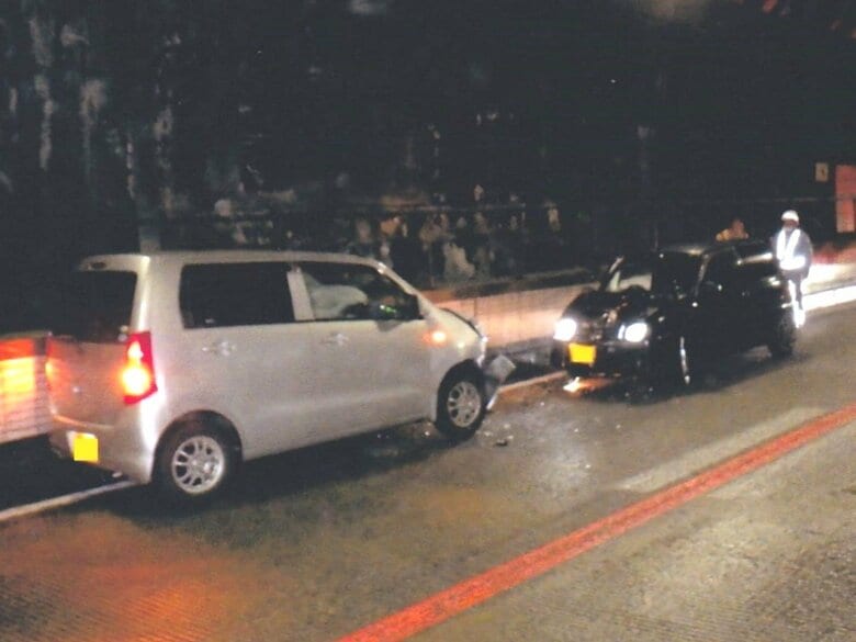 中央道を逆走した運転手は“99歳男性” チェーン着脱場をUターンしてトンネルへ 衝突された車の40代男性が重傷｜FNNプライムオンライン