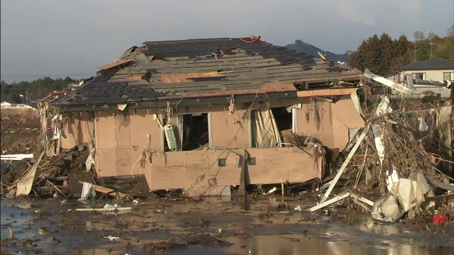 東日本大震災 外国人からはわかりやすい情報を求める声