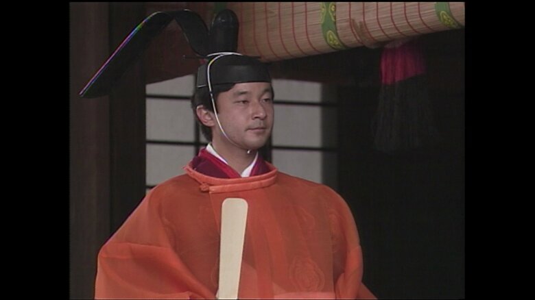 賢所から出てこられた皇太子さま