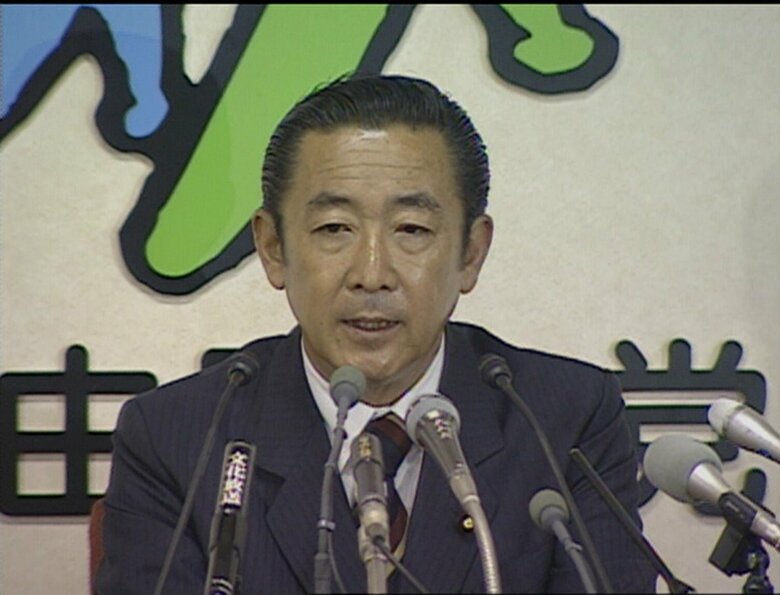 参院選で惨敗し退陣表明した　1998年7月
