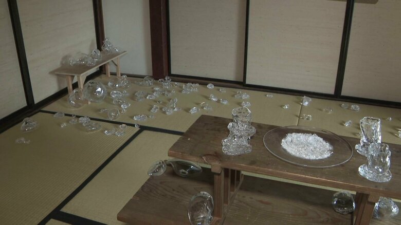 共同制作されたインスタレーション作品