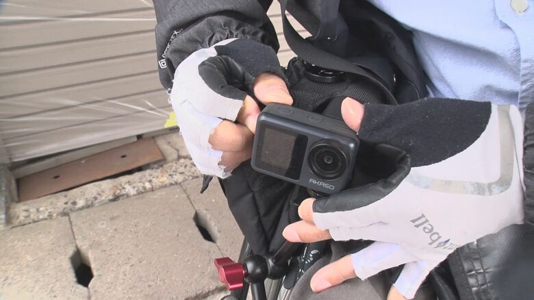 車椅子にカメラを固定