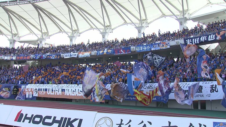 ひと際スタジアムに響くチャント「V-ROAD」