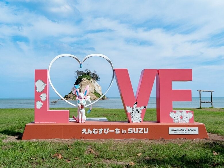 ニンフィア with LOVE モニュメント