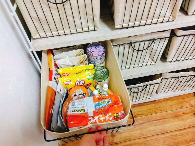 わが家の備蓄棚