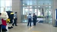地元産梨で「犯罪被害ナシ」呼びかけ　福島市役所で来庁者に配布　刑法犯認知件数は全国で増加中