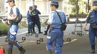 日本橋でひき逃げか　千葉県の46歳男性死亡　事情知るとみられる男性から聴取　現場に通報者と別の車のバンパーなど散乱　警視庁