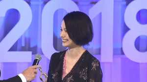 石坂浩二のあこがれの女性!? 宮﨑あおい 第1子出産後初の公の場に