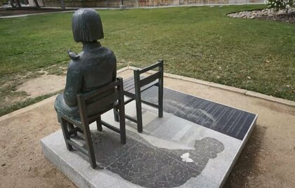 「切実で力強い」委員が絶賛…アメリカで世界初「慰安婦像公園」誕生へ　市民の不安の声も