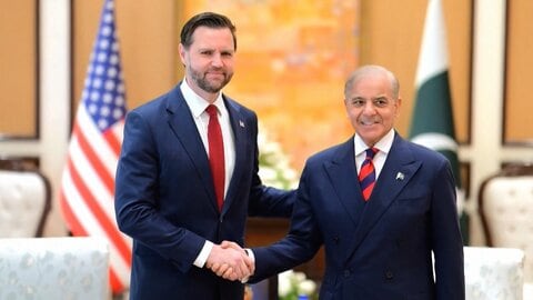 アメリカとイランによる戦闘終結に向けた協議が対面で始まる　トランプ大統領「ホルムズ海峡一掃始めた」