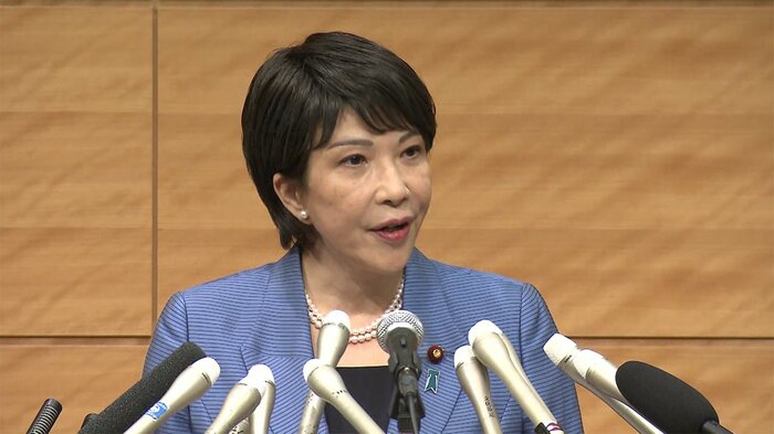 出馬表明会見をする高市前総務相