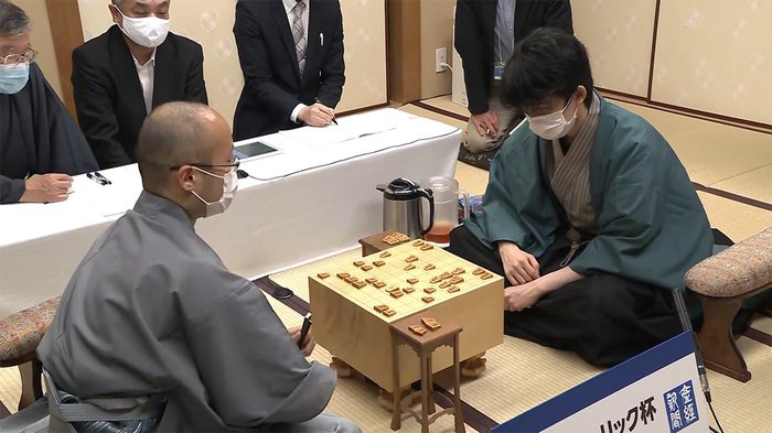 藤井七段「棋聖戦」第3局敗れる 最年少タイトルは持ち越し