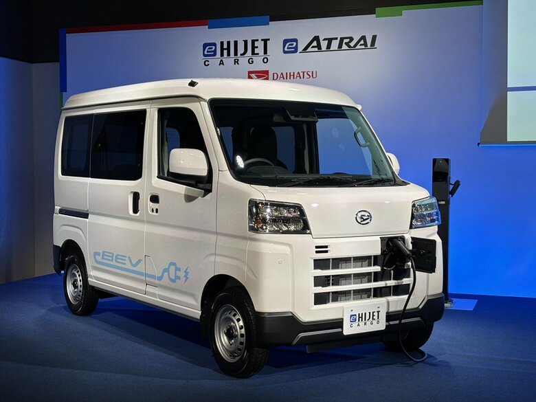 ダイハツが軽商用EV発売　最長クラスの航続距離257kmで法人需要獲得へ…トヨタ自動車とEVシステム共同開発｜FNNプライムオンライン