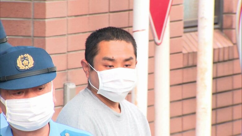 【速報】戸田佳孝容疑者（43）送検　「東大前駅」で大学3年生の男性の額や首など包丁で切りつけた殺人未遂の疑い　警視庁｜FNNプライムオンライン