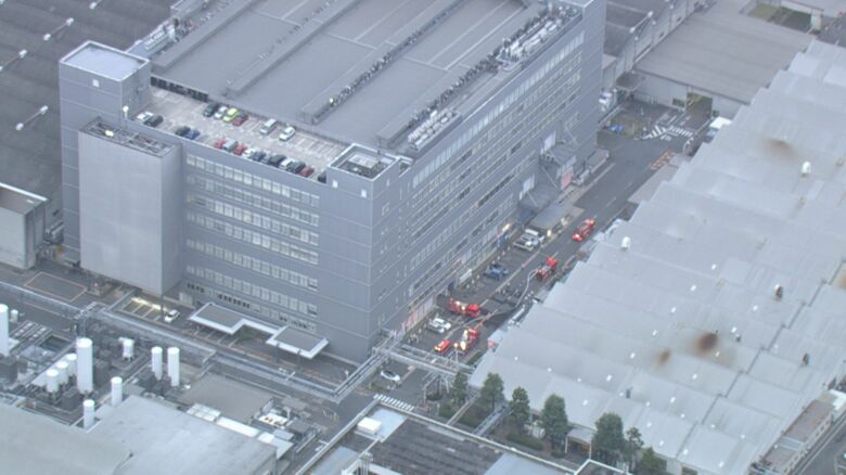 「生産への影響は無い見込み」トヨタ自動車の本社工場で火災 部品等の開発をする建物で発生もケガ人なし｜FNNプライムオンライン