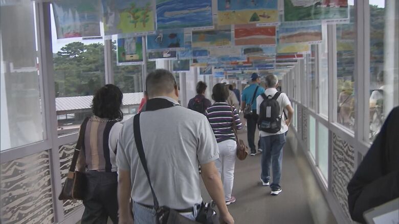 マレーシアやシンガポールからのツアー客