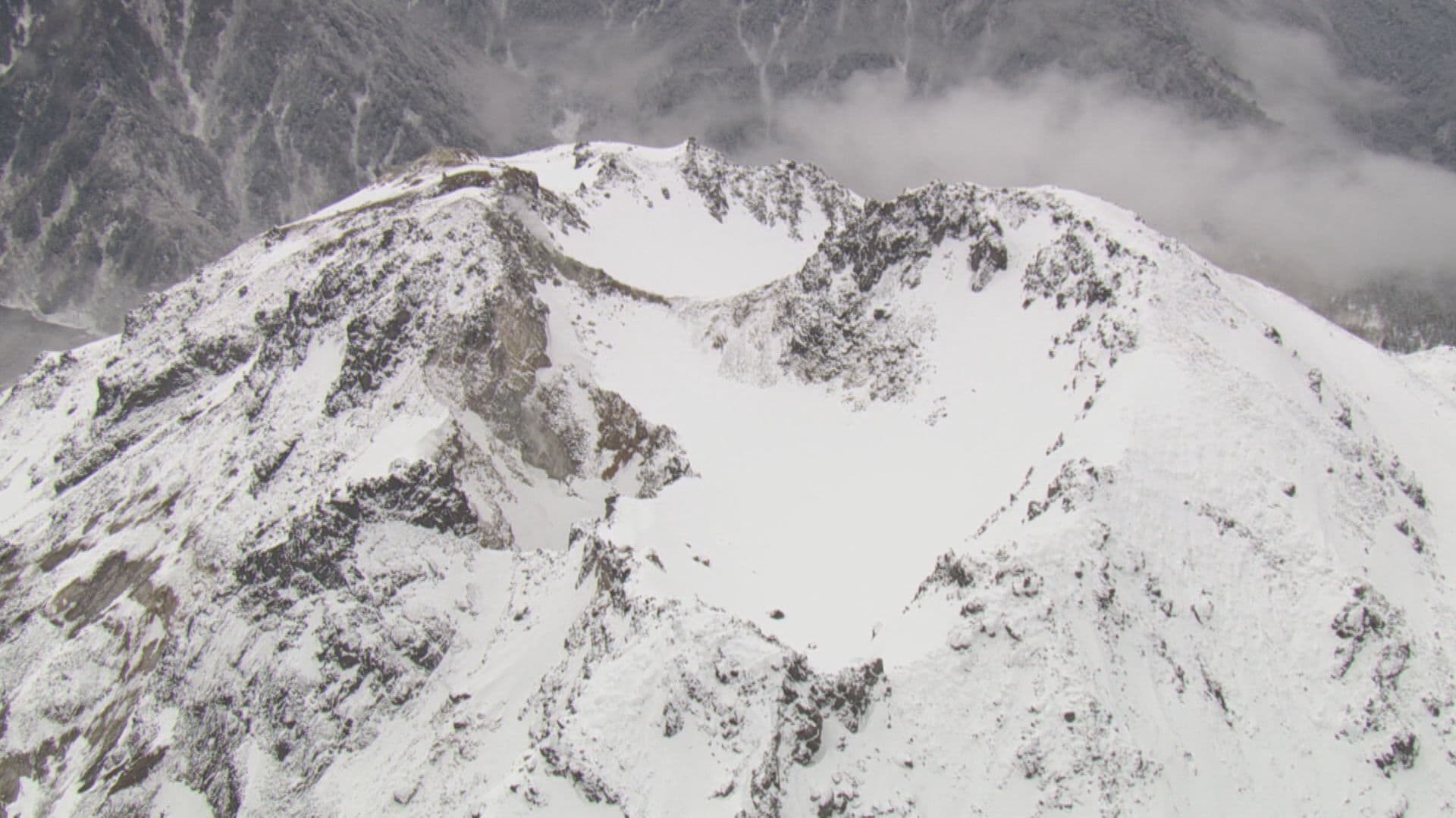 微小な火山性地震が増加…岐阜と長野の県境にまたがる焼岳 噴火警戒レベルを“2”の「火口周辺規制」に引き上げ