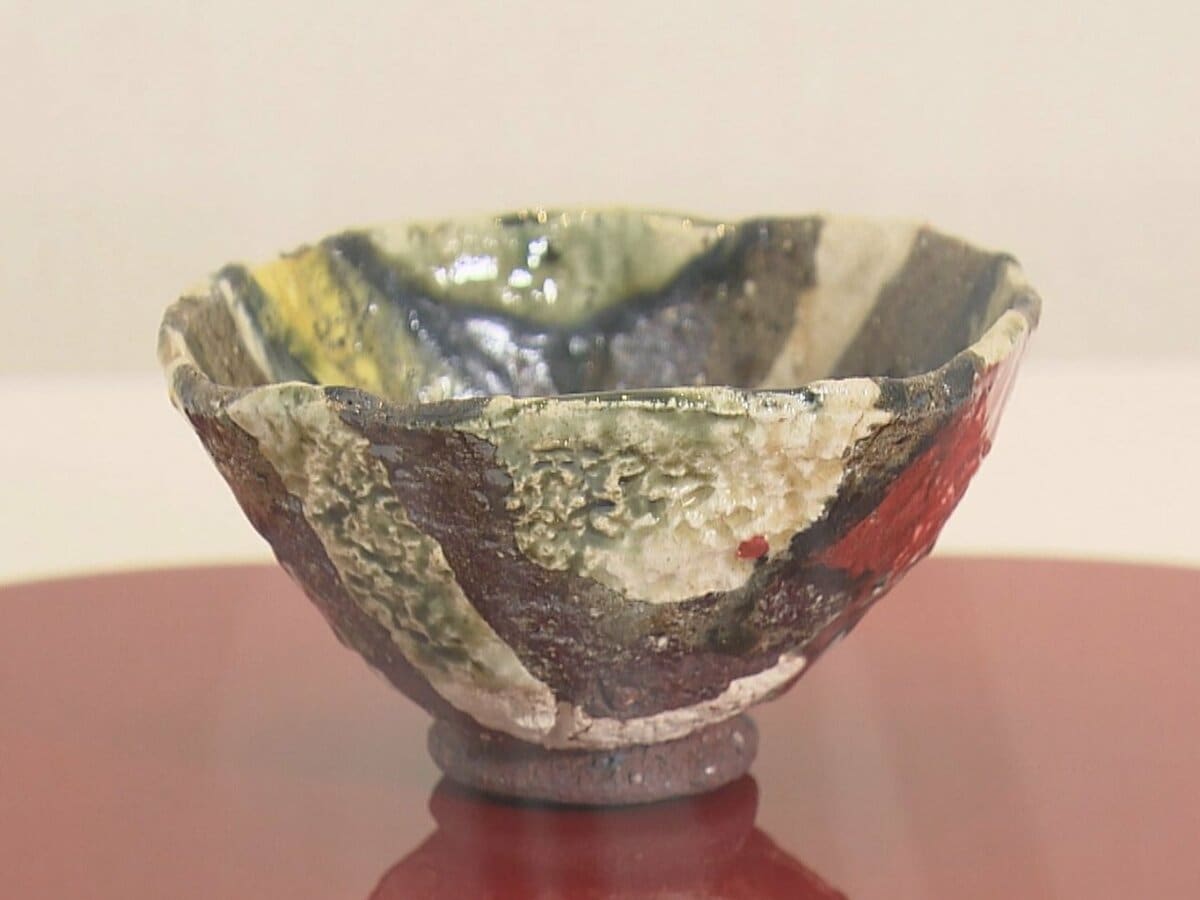 今織部”と名付けた斬新なものも…岐阜県多治見市の陶芸家・玉置保夫さん