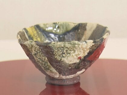 “今織部”と名付けた斬新なものも…岐阜県多治見市の陶芸家・玉置保夫さんの作品展 最新作含め40点程を展示