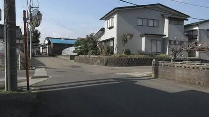 児童が乗った自転車、交差点で軽ワゴン車と衝突　児童が手首や鎖骨折る重傷　秋田・由利本荘市