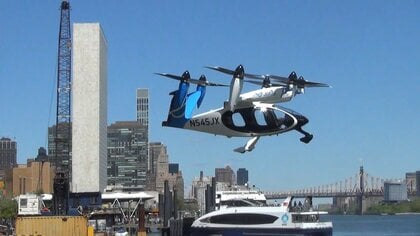 ニューヨークで「空飛ぶタクシー」実証実験　JFK空港からマンハッタンを10分で移動へ　年内運行目指す