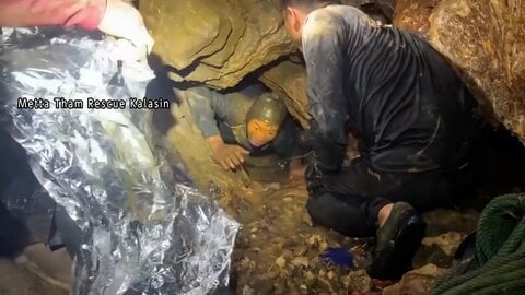 ラオス洞窟“閉じ込め”　2人行方不明も…捜索打ち切り