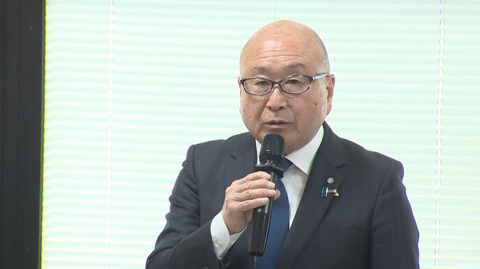 弥彦村　本間芳之 村長