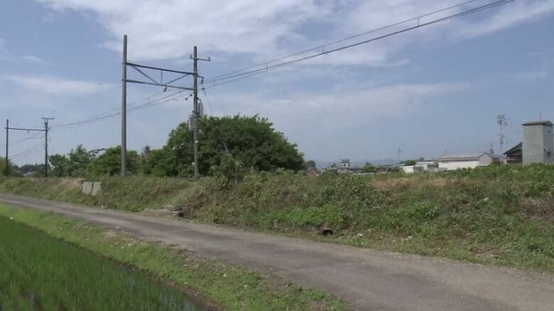 近江鉄道線路わきで倒れていた93歳男性　熱中症疑いで病院へ　影響で彦根駅～八日市駅間一時運転見合わせ｜FNNプライムオンライン