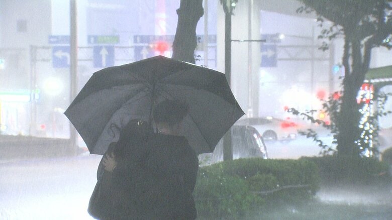 「線状降水帯」発生の可能性も 東海3県は15日朝にかけて“警報級の大雨” 土砂災害などに警戒を｜FNNプライムオンライン