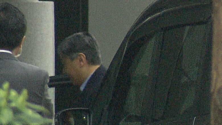 天皇陛下が私的に登山の報告会へ…登山が趣味で日本山岳会の会員｜FNNプライムオンライン