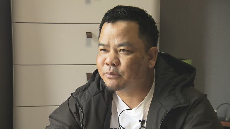 涙浮かべ…故郷ミャンマーの大地震に心痛める　長野に住む男性がSNSを通じ義援金を集め支援｜FNNプライムオンライン