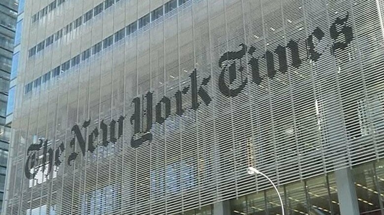AI学習用の新聞記事の利用を“原則禁止”と決定　米・NYタイムズ紙｜FNNプライムオンライン