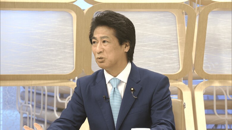 厚労相として報道番組などに出演し、自らの言葉で説明する姿も多く見られた