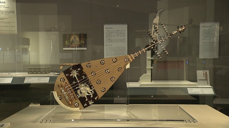 螺鈿紫檀五絃琵琶