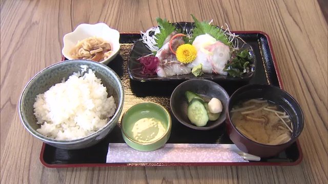 “こんどこそ”の人気メニューは刺身定食