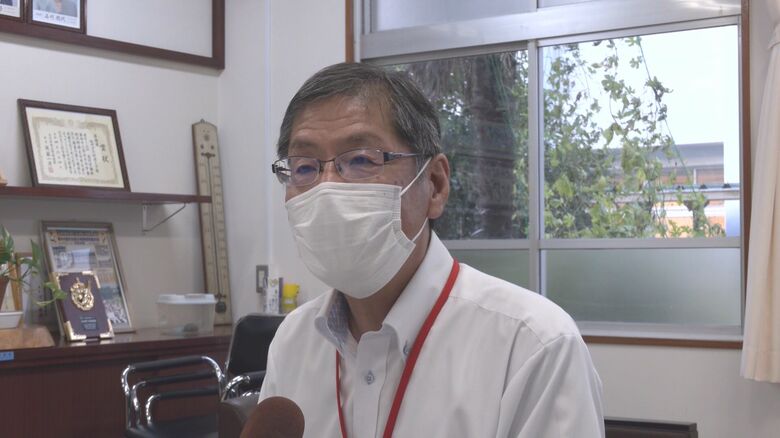 松岡小学校　草野茂生校長