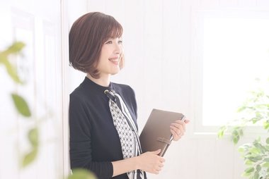 トラウマをどう乗り越えた? 毒親育ちのカウンセラー語る“自分との向き合い方”
