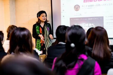 「WEBコピーライター」が提示する多様な働き方とは? 創業1年、累計生徒数7,500人。ライティングスクール講師の創業物語。